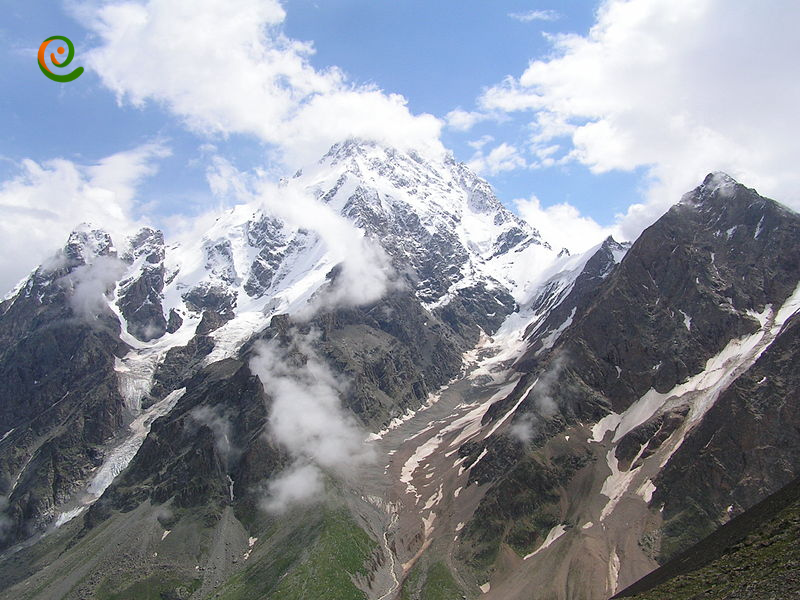درباره قله دیخ تاو یکی دیگر از قلل این رشته کوه زیبای قفقاز در دکوول بخوانید.